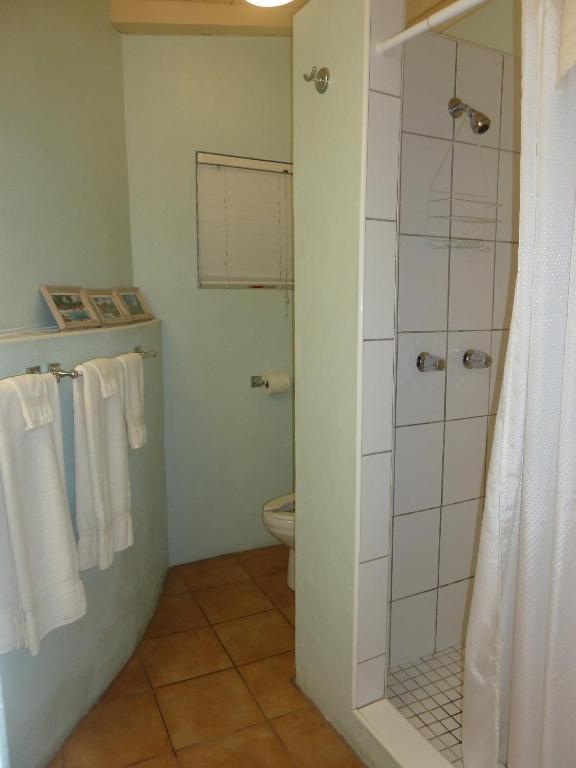 Galleon House Hotel Charlotte Amalie Ruang foto