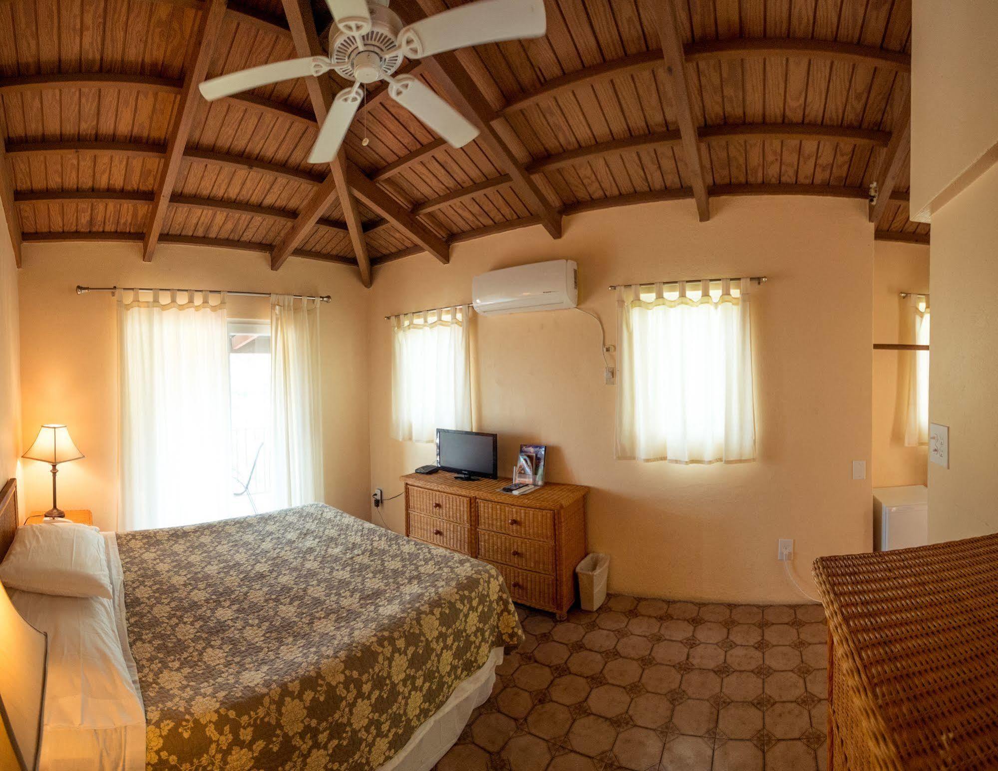 Galleon House Hotel Charlotte Amalie Bagian luar foto