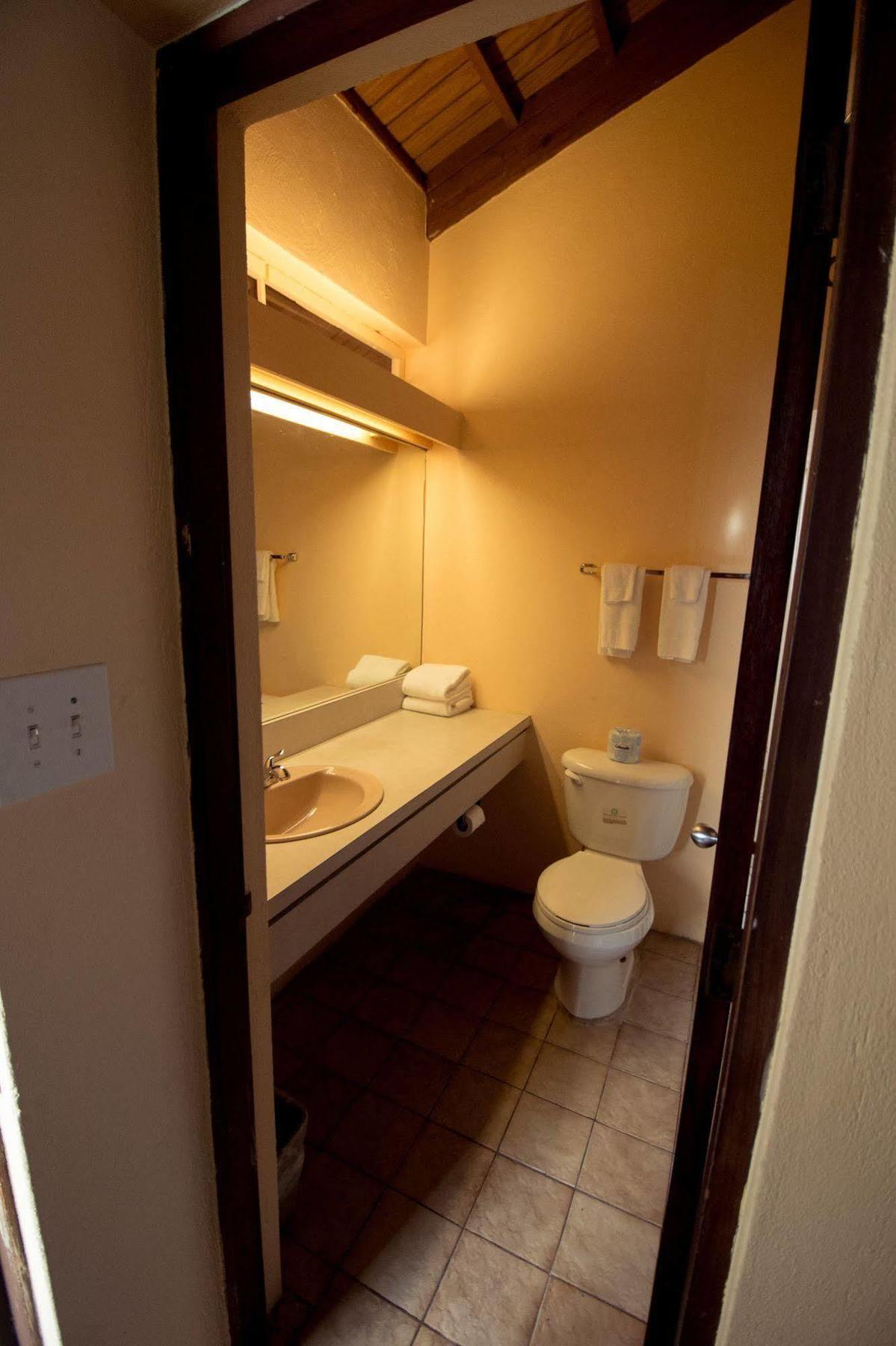 Galleon House Hotel Charlotte Amalie Bagian luar foto