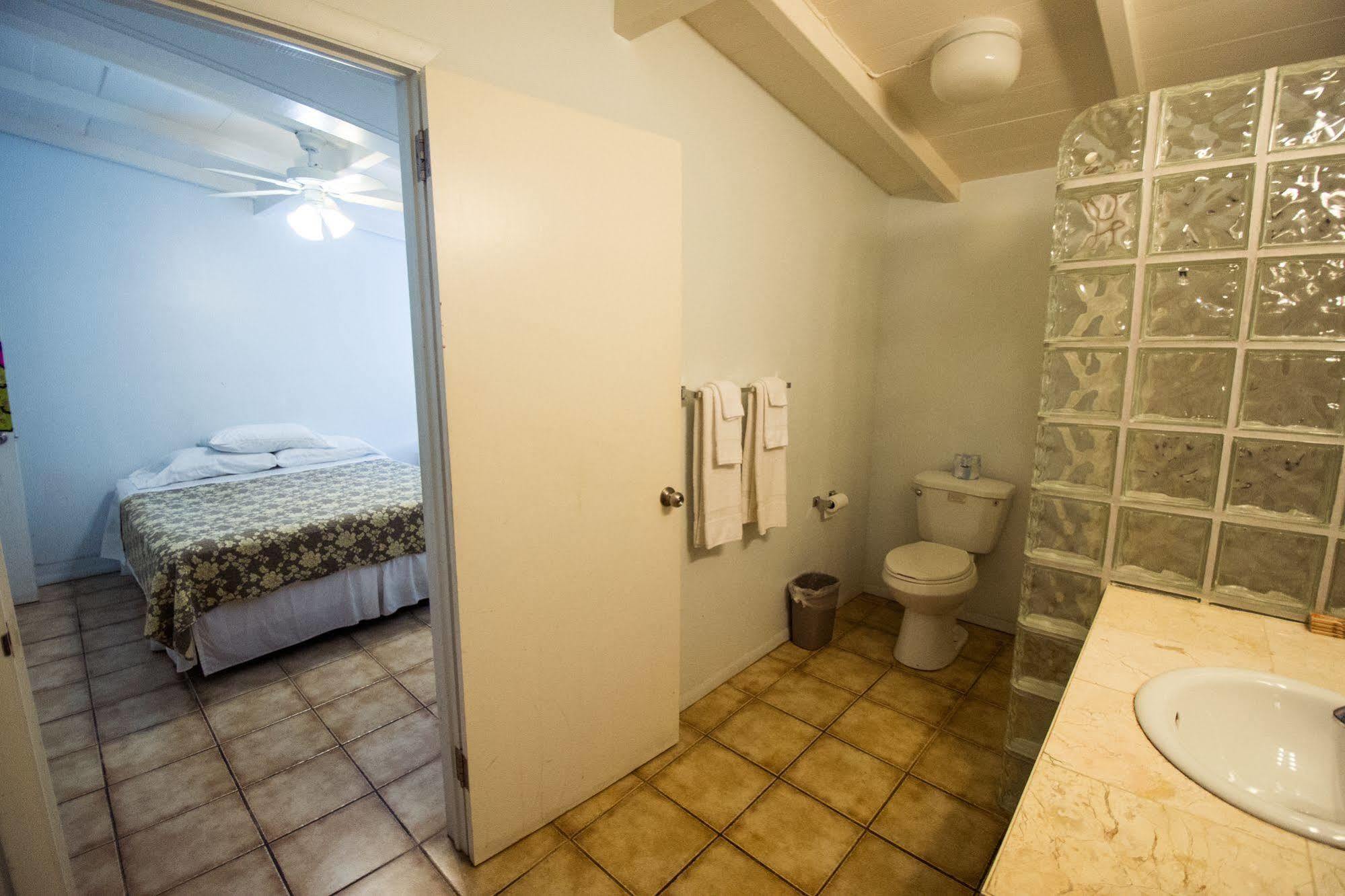 Galleon House Hotel Charlotte Amalie Bagian luar foto