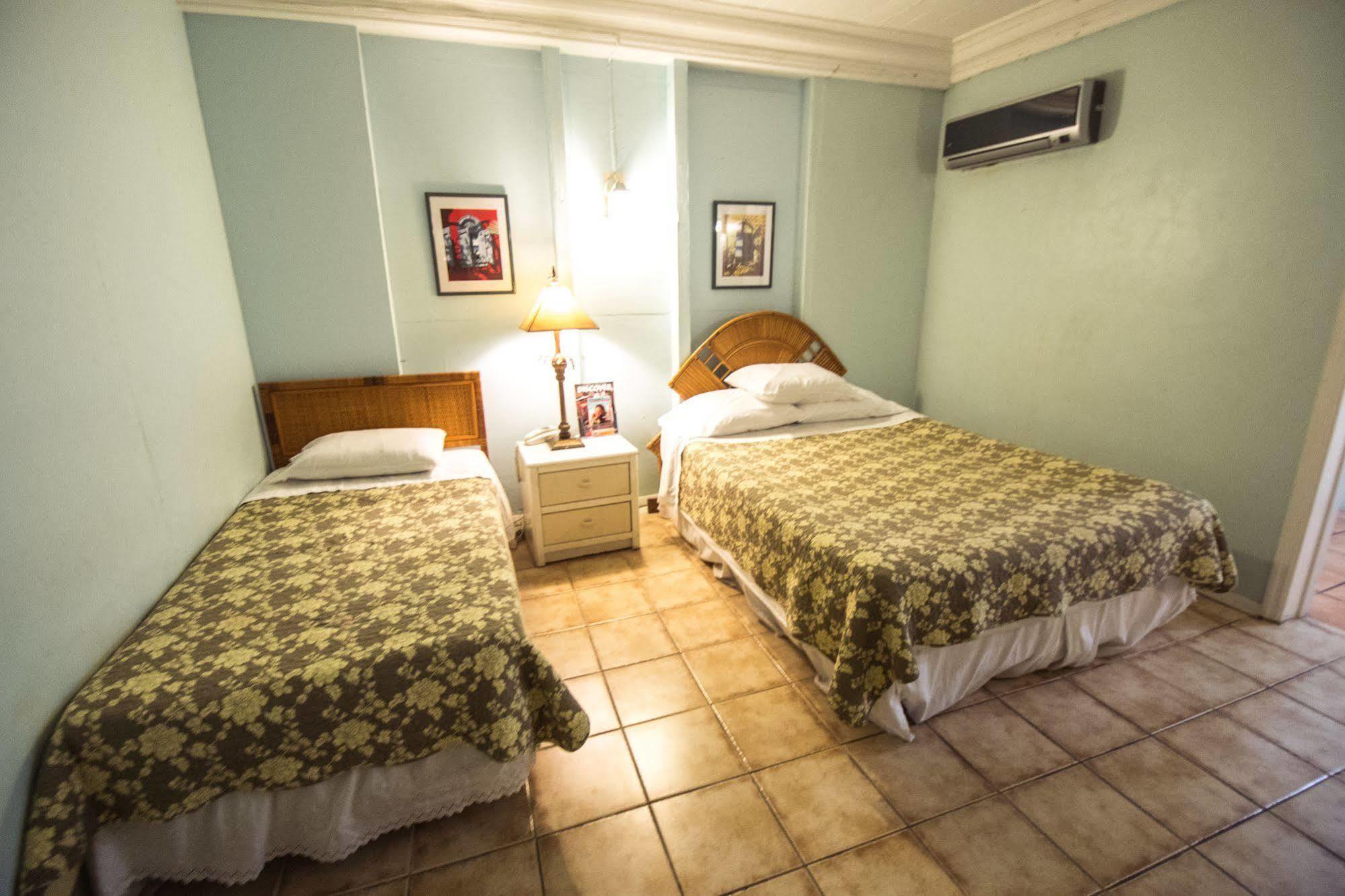 Galleon House Hotel Charlotte Amalie Bagian luar foto